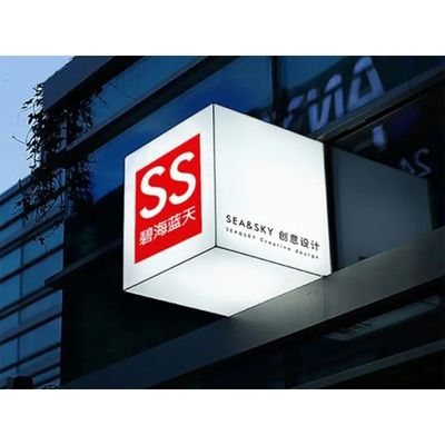 Full Color 1R1G1B HD Magic Cube LED Display Z IP31 Rated Iron Cabinet